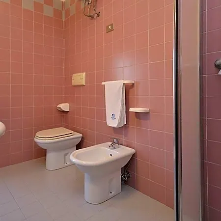And Cozy In A Modern - Beahost Hotel