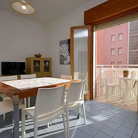 And Cozy In A Modern - Beahost Hotel Bibione