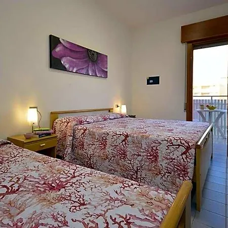 Hotel And Cozy In A Modern - Beahost 3*